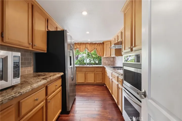 12 Cypress Way, Rolling Hills Estates, California 90274