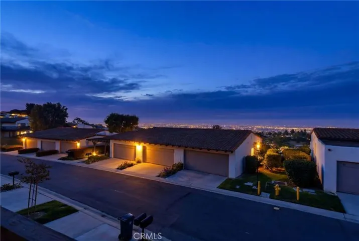 12 Cypress Way, Rolling Hills Estates, California 90274