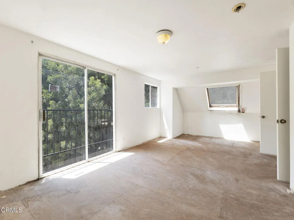 7905 Balcom Canyon Rd, Somis -HsHProd-58