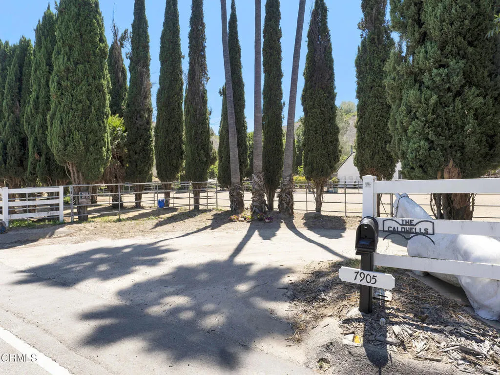 7905 Balcom Canyon Rd, Somis -HsHProd-10