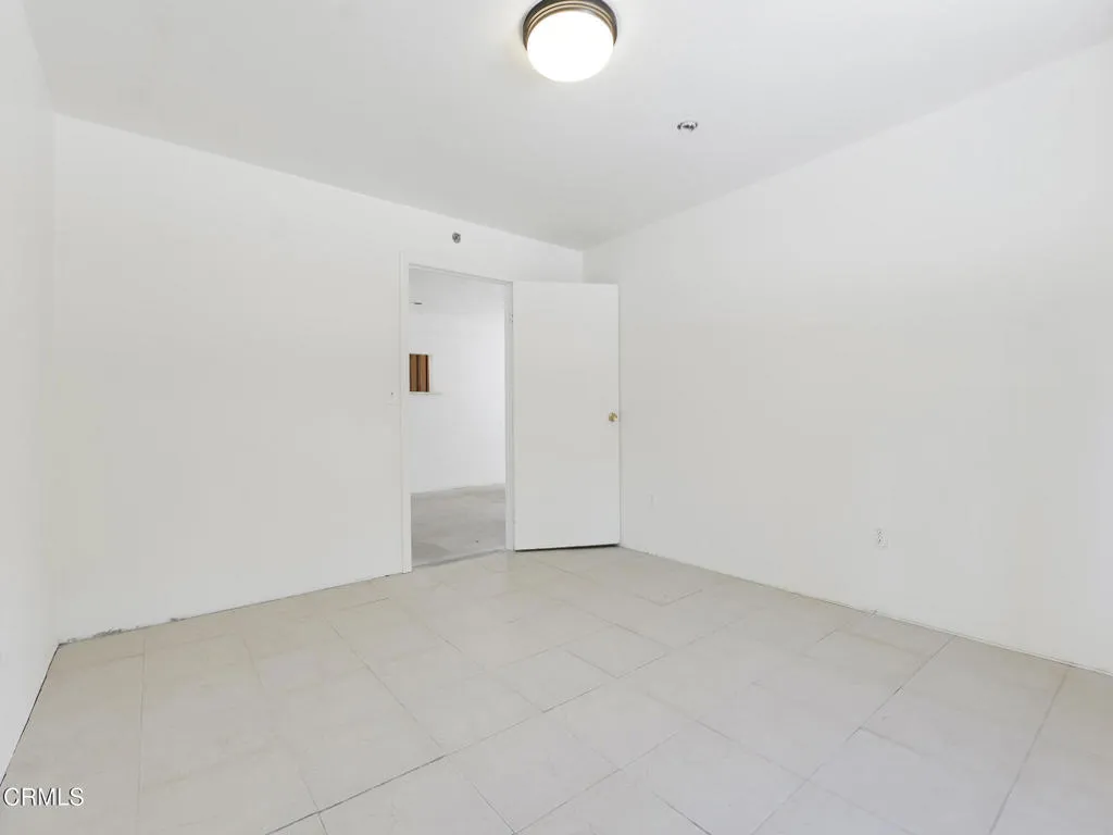 7905 Balcom Canyon Rd, Somis -HsHProd-35