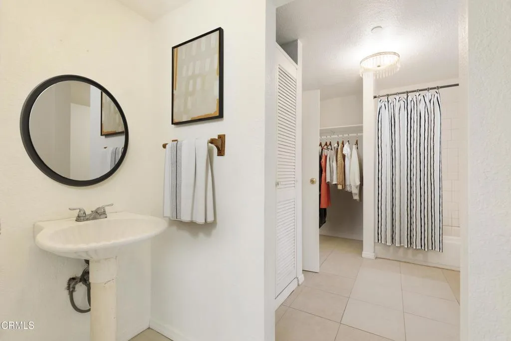 7905 Balcom Canyon Rd, Somis -HsHProd-St