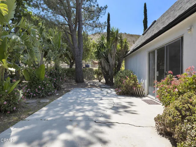 7905 Balcom Canyon Rd, Somis -HsHProd-72