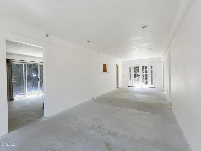 7905 Balcom Canyon Rd, Somis -HsHProd-25