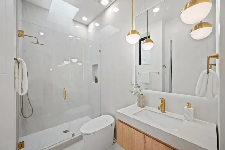 100 Alameda De Las Pulgas, Belmont, California 94002