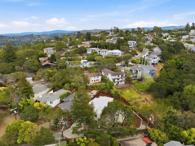 100 Alameda De Las Pulgas, Belmont, California 94002