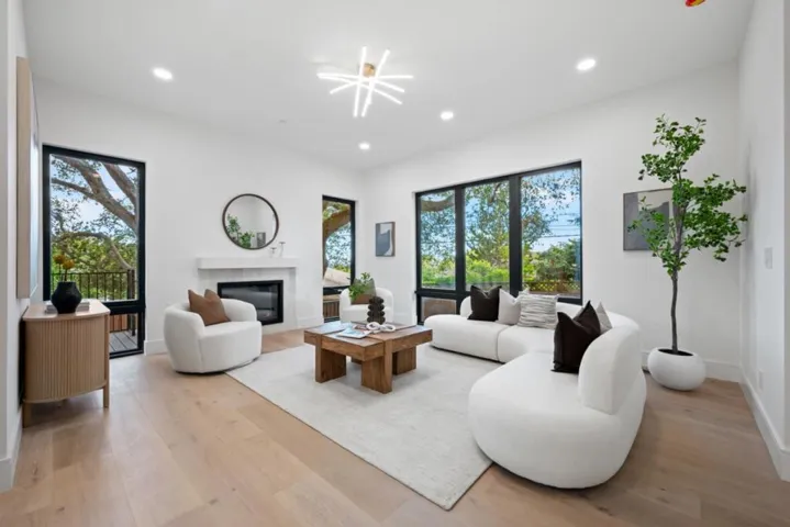 100 Alameda De Las Pulgas, Belmont, California 94002