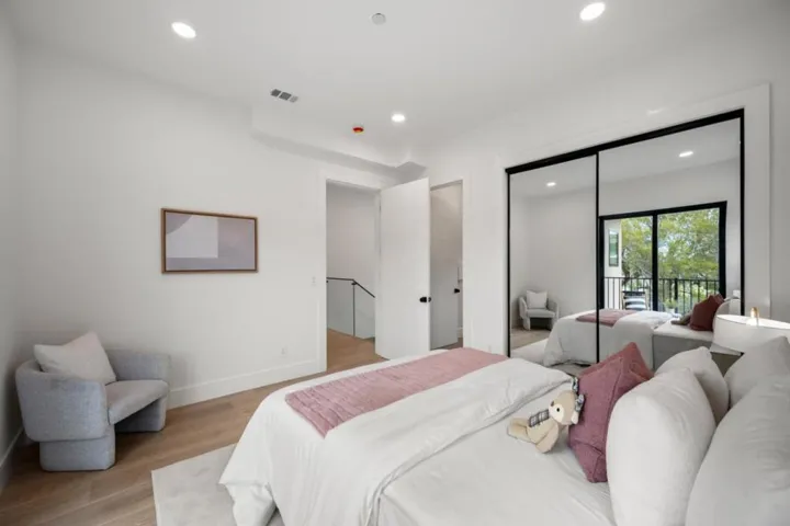 100 Alameda De Las Pulgas, Belmont, California 94002