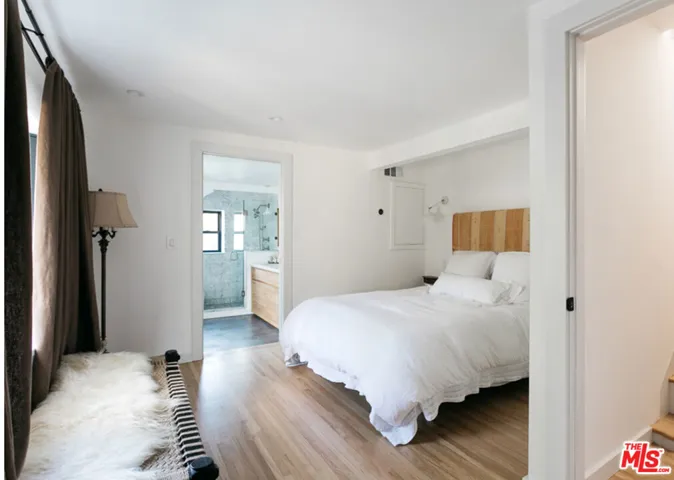 8831 Lookout Mountain Avenue, Los Angeles, California 90046