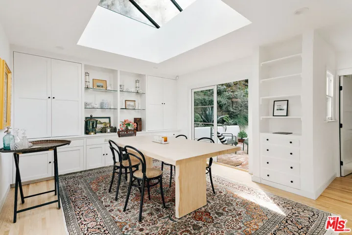 8831 Lookout Mountain Avenue, Los Angeles, California 90046