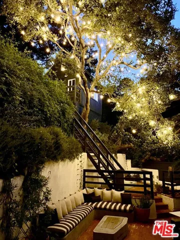8831 Lookout Mountain Avenue, Los Angeles, California 90046