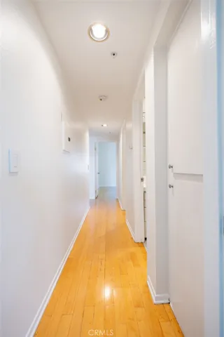 2604 E 20th Street 305, Signal Hill, California 90755