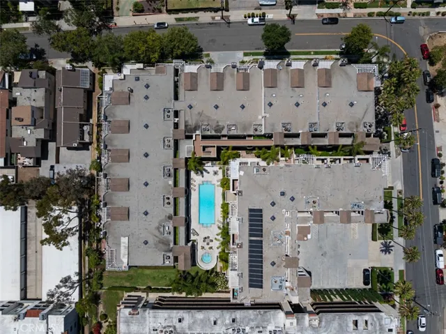 2604 E 20th Street 305, Signal Hill, California 90755