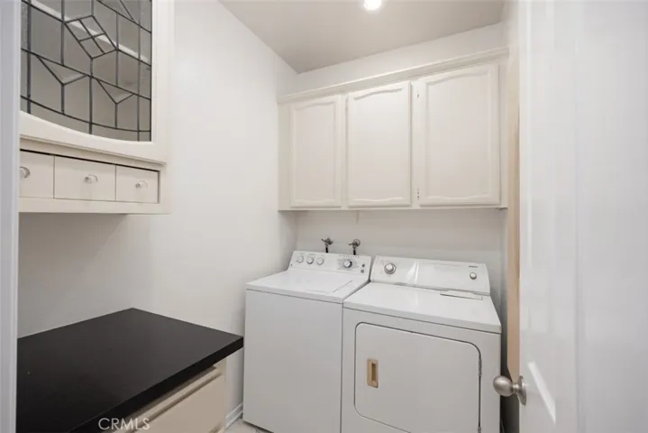 2604 E 20th Street 305, Signal Hill, California 90755