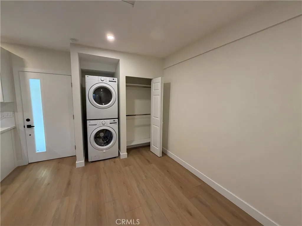 Washer & Dryer