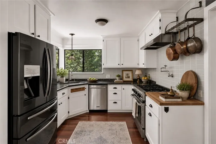 410 Bel Air Drive, Lake Arrowhead, California 92352