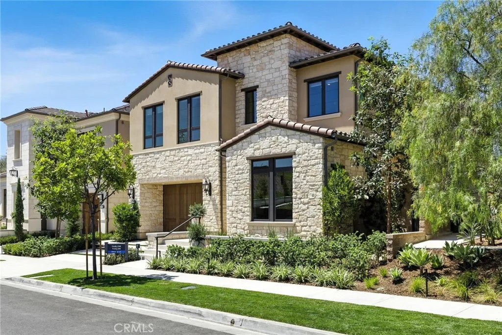 Farlow Exterior