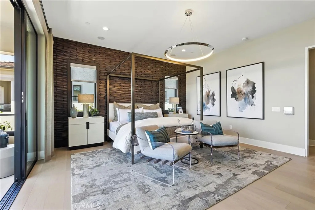 Farlow Bedroom