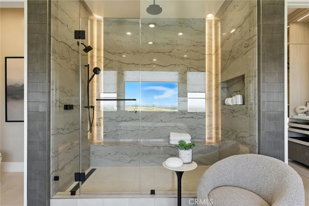 Farlow Bathroom