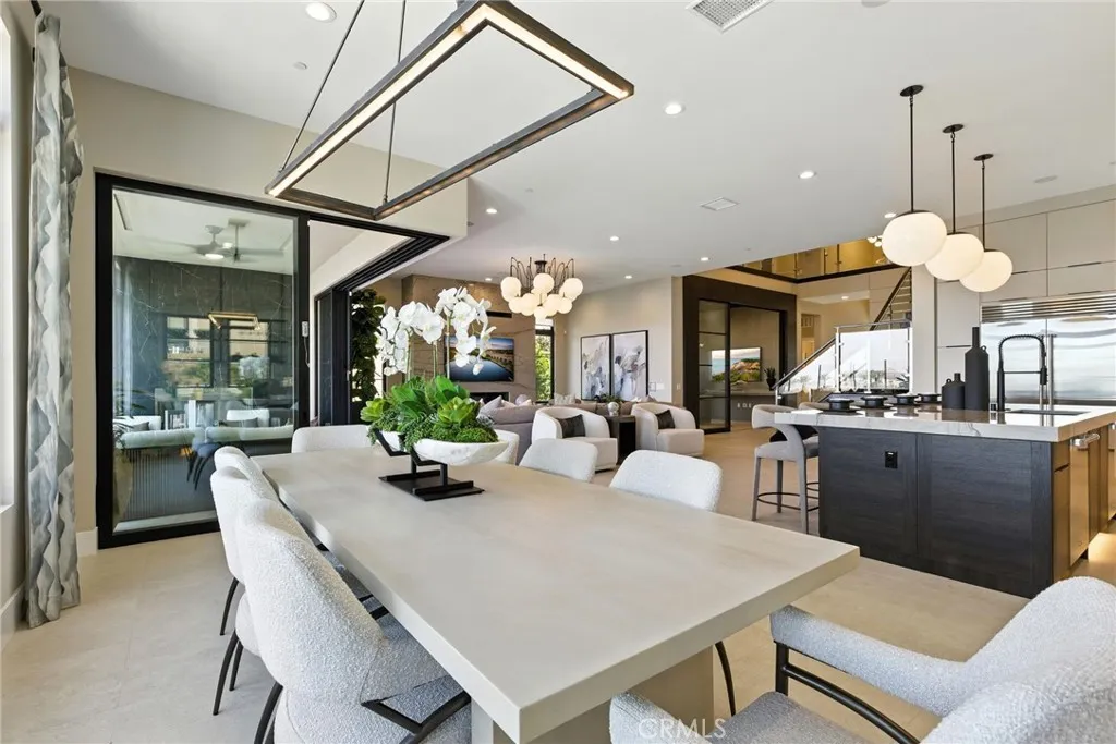 Farlow Dining Room