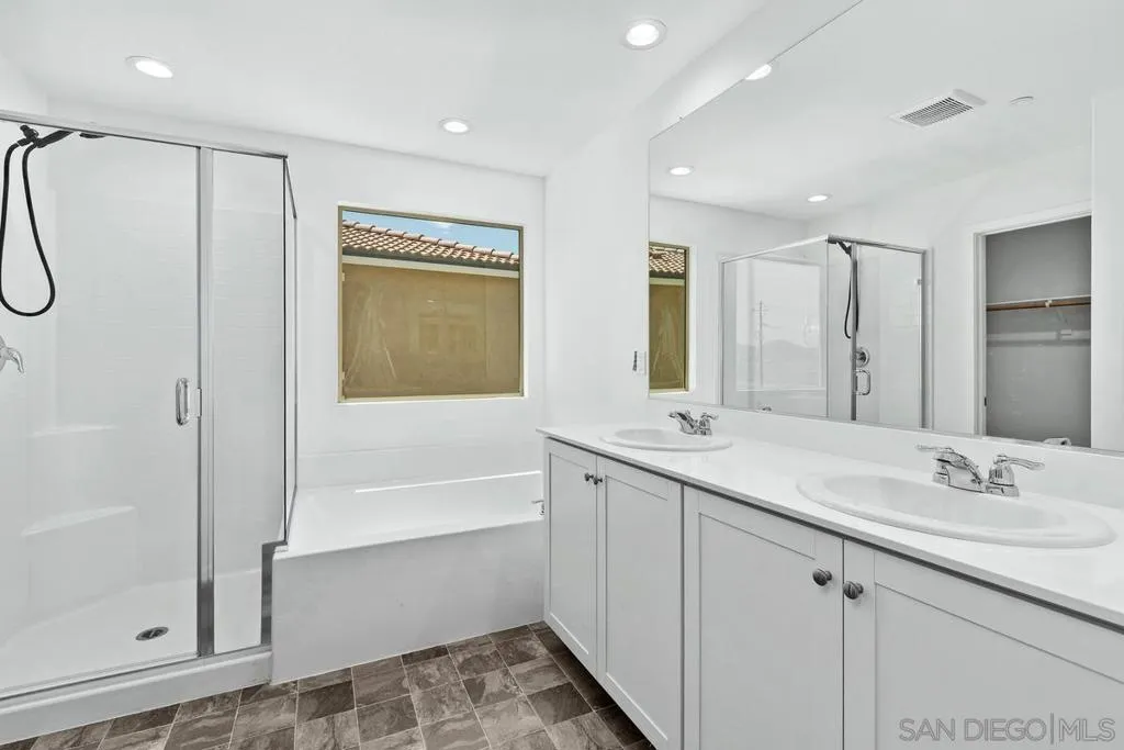 Primary Bath/Spa