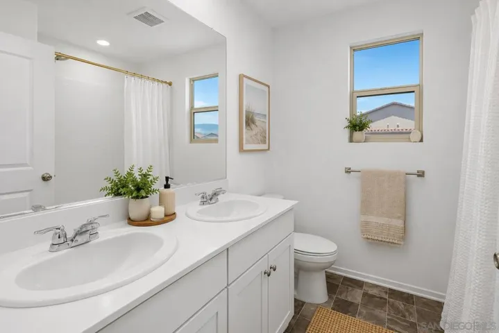 Upstairs Bath