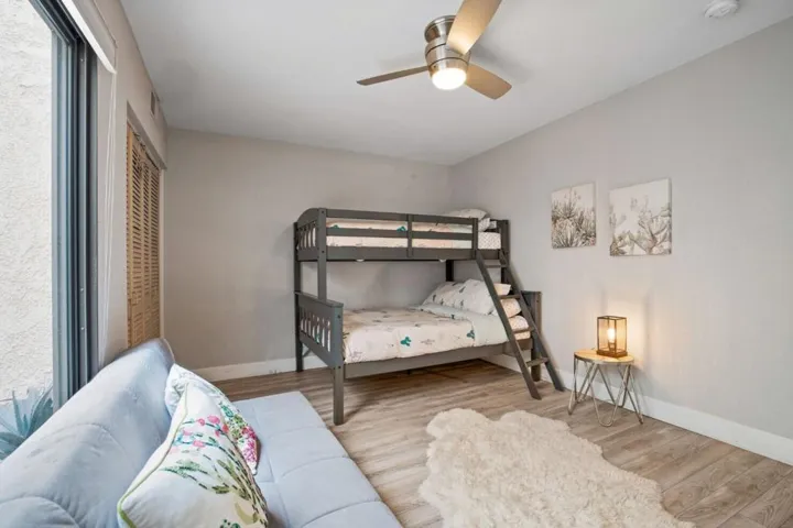 Bunkbed Room
