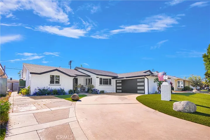 1809 N College, Long Beach, California 90815