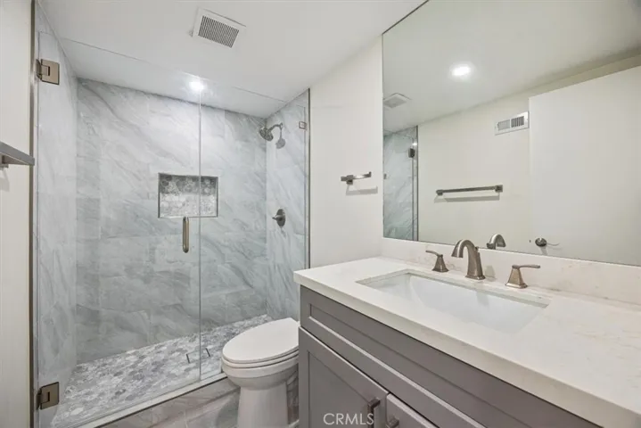 20220 Elkwood Street, Winnetka, California 91306