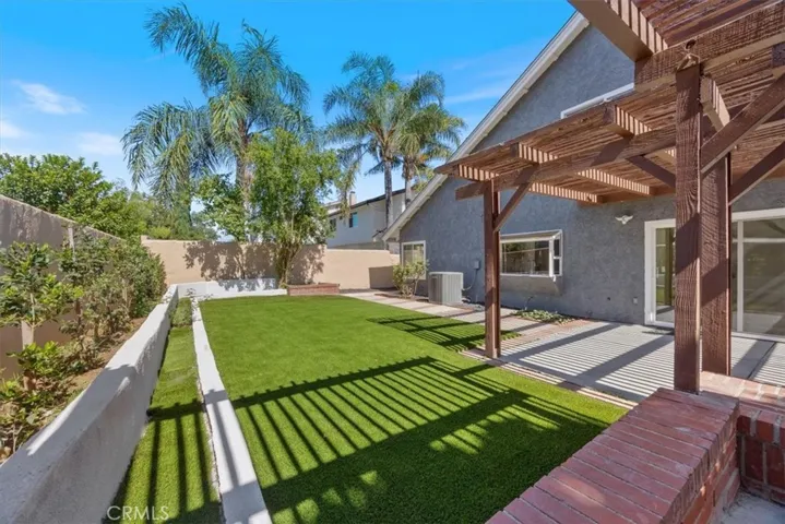 20220 Elkwood Street, Winnetka, California 91306