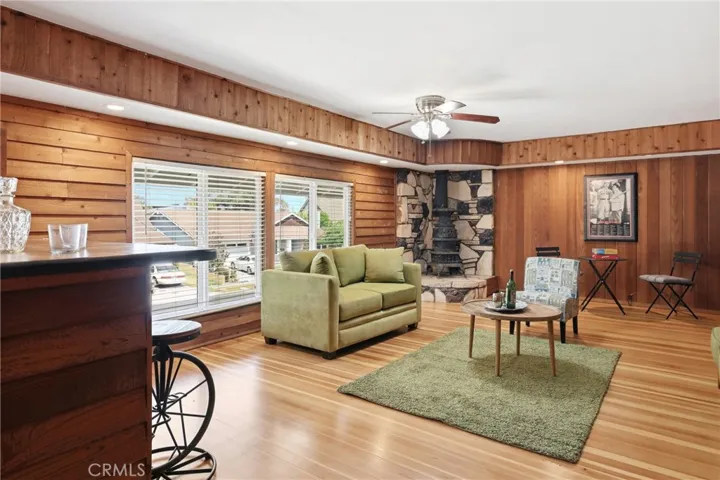 Huge bonus room!