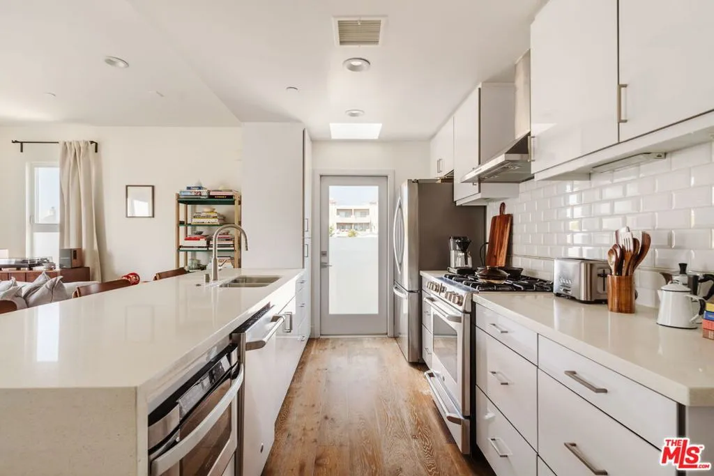 1514 S Bedford Street, Los Angeles, California 90035 — photo 4