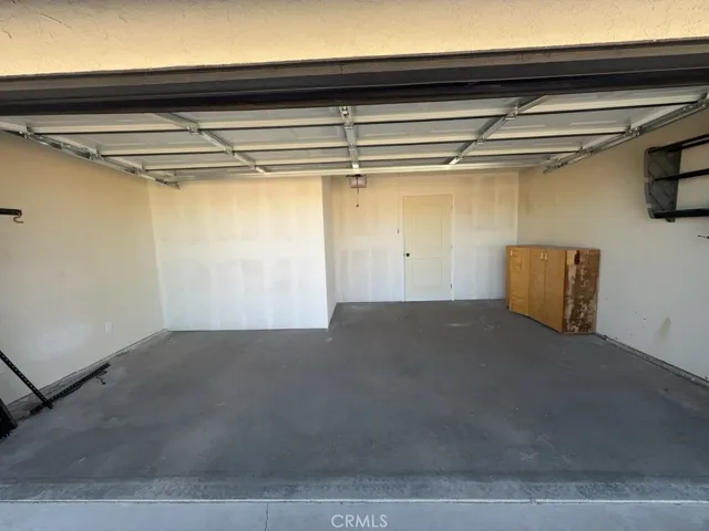 13839 Rincon, Apple Valley, California 92307