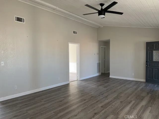 13839 Rincon, Apple Valley, California 92307
