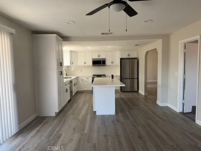 13839 Rincon, Apple Valley, California 92307