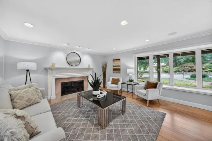 19121 Harleigh Drive, Saratoga, California 95070