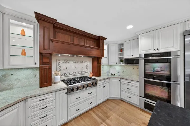 19121 Harleigh Drive, Saratoga, California 95070