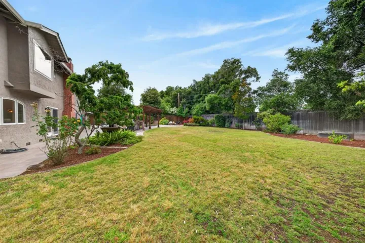 19121 Harleigh Drive, Saratoga, California 95070