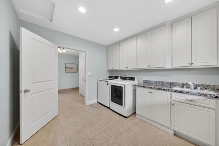 19121 Harleigh Drive, Saratoga, California 95070
