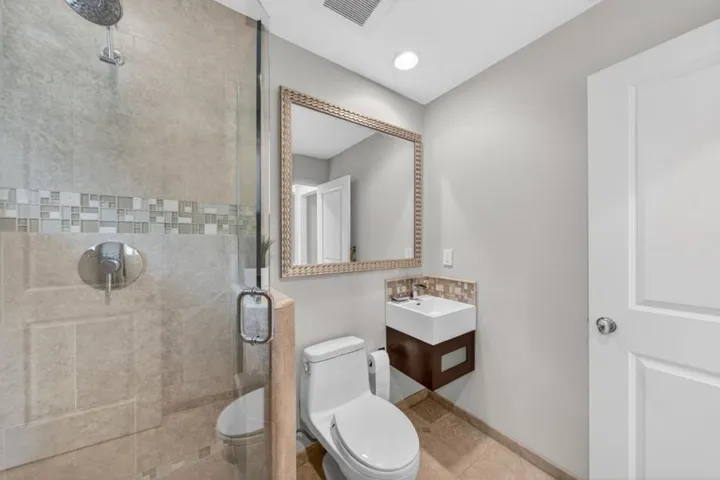 19121 Harleigh Drive, Saratoga, California 95070
