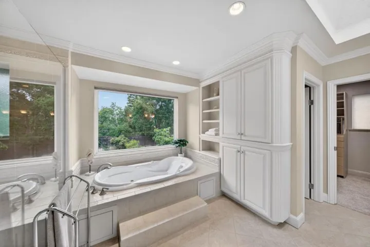 19121 Harleigh Drive, Saratoga, California 95070