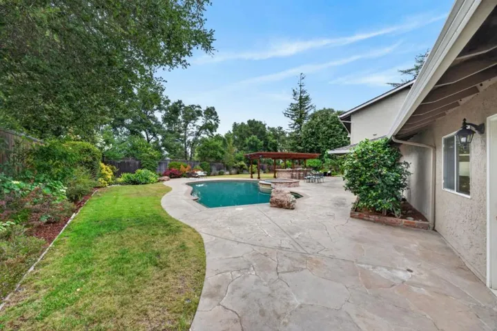 19121 Harleigh Drive, Saratoga, California 95070