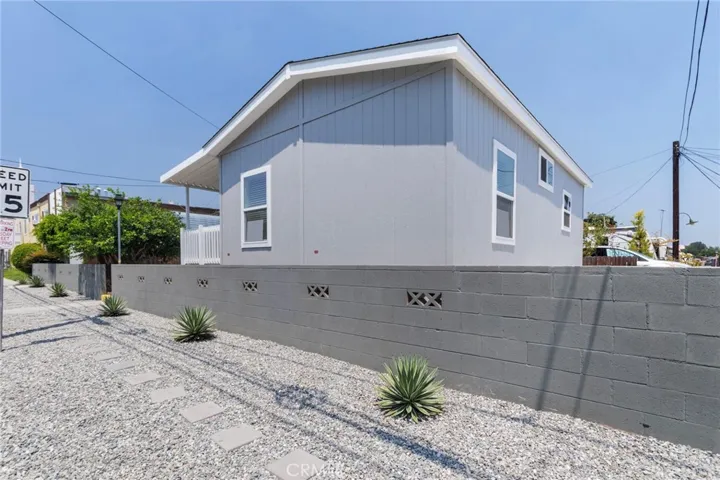 2548 Peck Road 39, Monrovia, California 91016