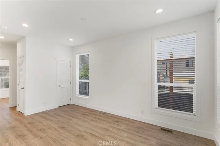 2548 Peck Road 39, Monrovia, California 91016