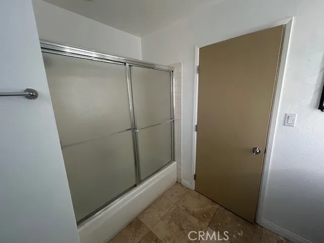 Tub area in upstairs bath