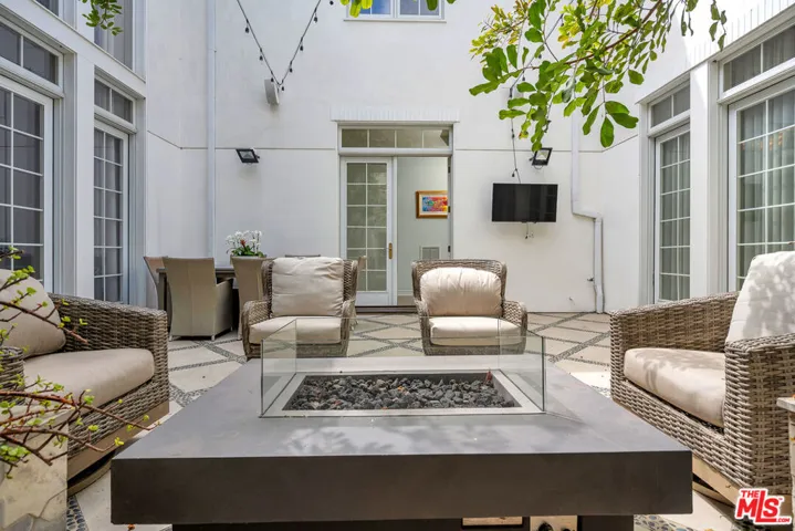 851 Devon Avenue, Los Angeles, California 90024
