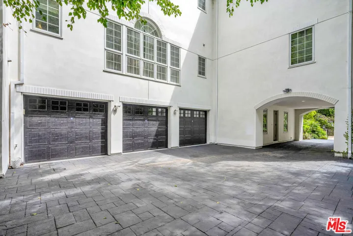 851 Devon Avenue, Los Angeles, California 90024