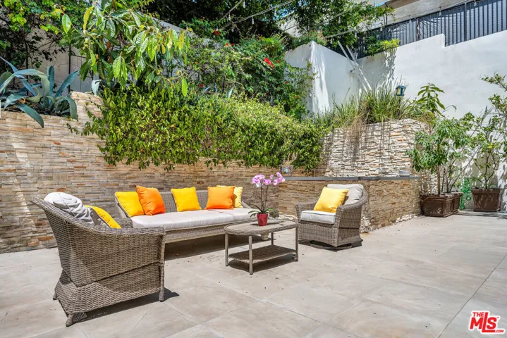 851 Devon Avenue, Los Angeles, California 90024