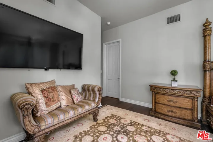 851 Devon Avenue, Los Angeles, California 90024