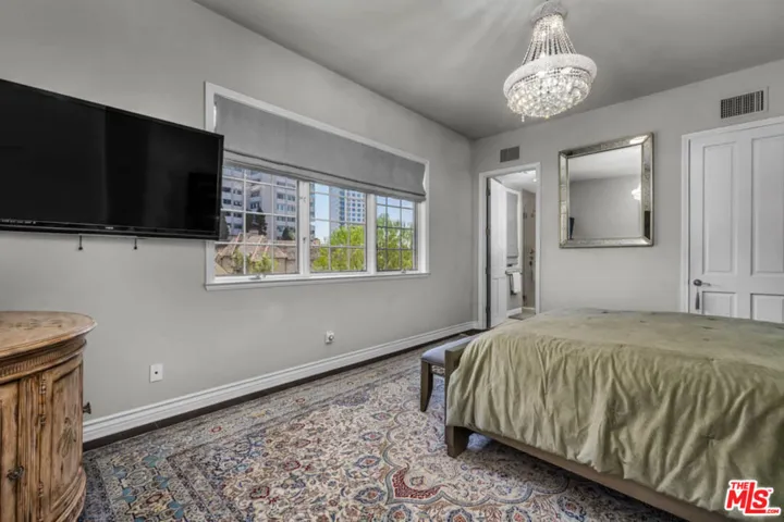 851 Devon Avenue, Los Angeles, California 90024